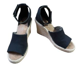 Wedge Marisol sandals‎ by Tom’s Ankle strap contrasting stitching Canvas Sz. 10